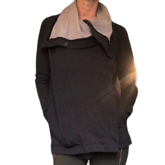 Lululemon Athletica  Savasana Gray Wrap size 6 - Picture 11 of 12